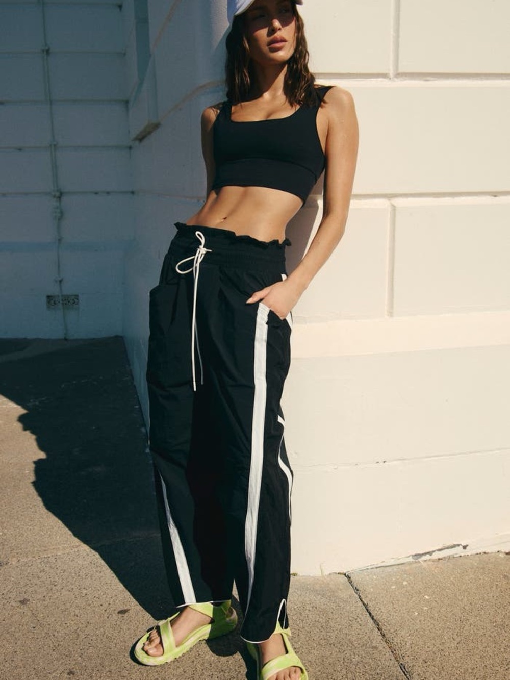 NWT Free People Movement Black Champ Is Here Track Pants Size Large - Picture 6 of 7
